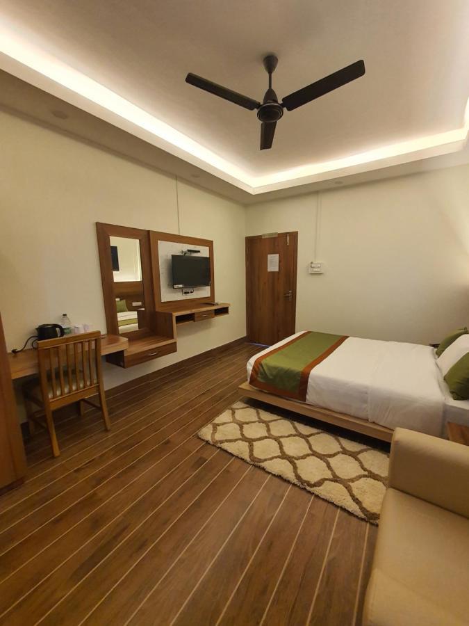 Hotel Deo Volente Sivasagar Exterior foto