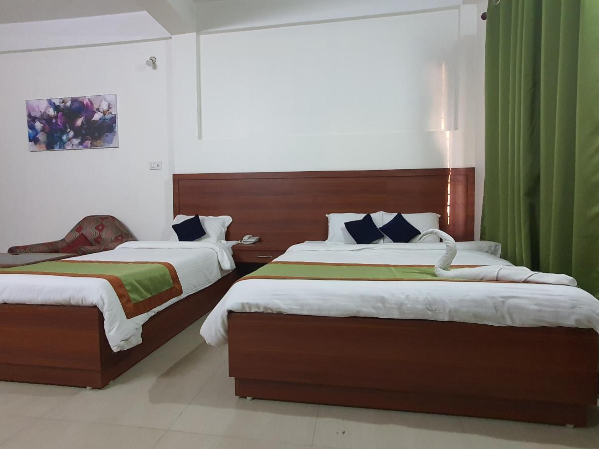 Hotel Deo Volente Sivasagar Exterior foto
